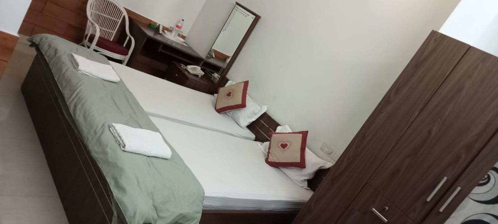 Sapphire Inn Nedumbassery Exterior foto